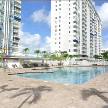 Beach Apartments At Marbella Del Caribe San Juan Esterno foto
