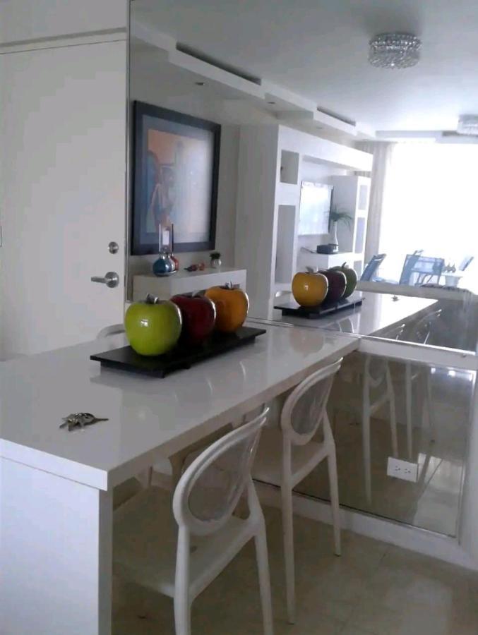 Beach Apartments At Marbella Del Caribe San Juan Esterno foto