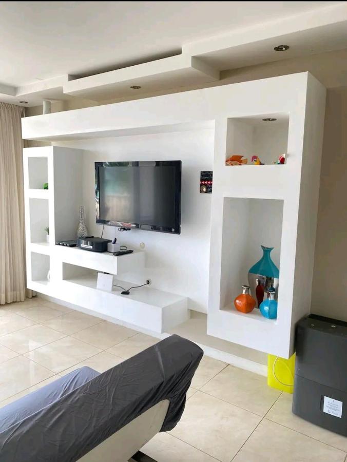 Beach Apartments At Marbella Del Caribe San Juan Esterno foto